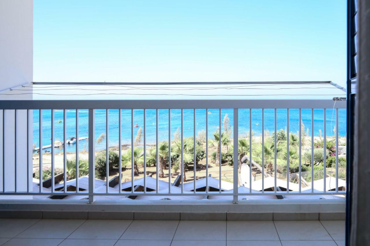 Phaedrus Living: Seaside Luxury Villa Anafi 파라림니 외부 사진